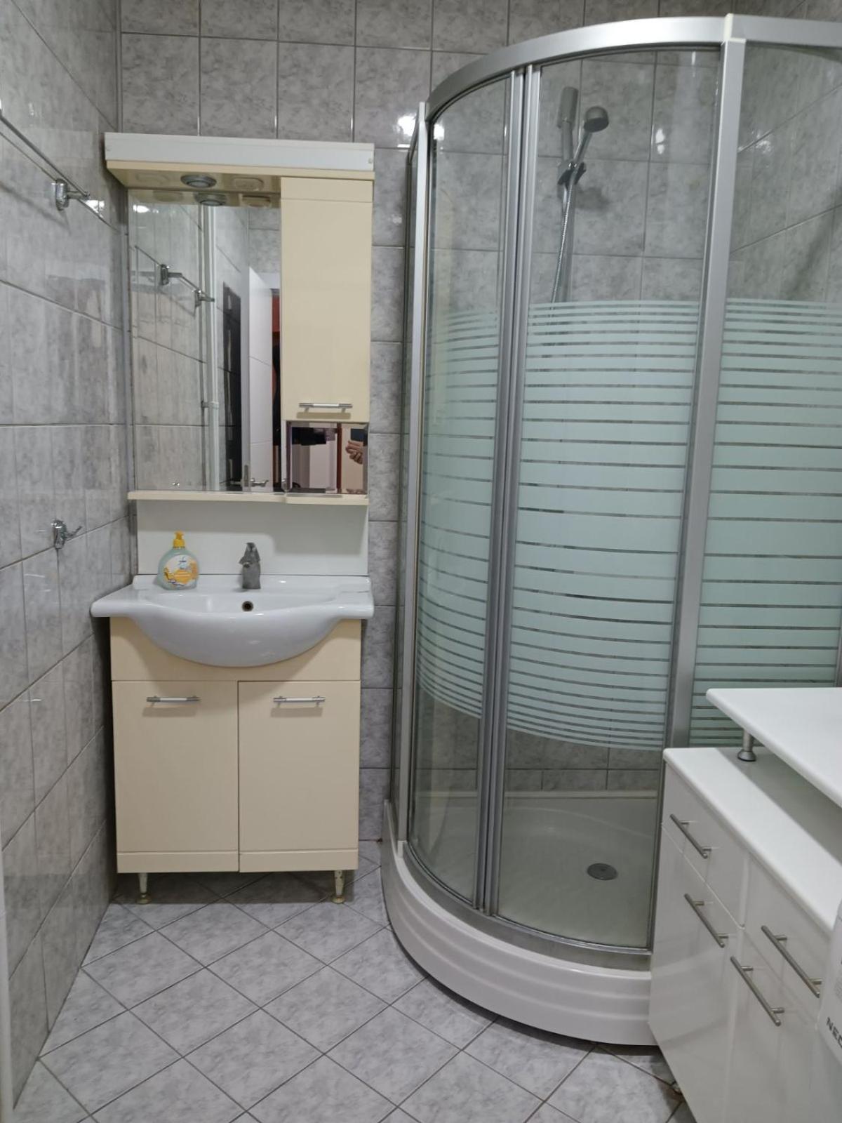 Premium Square Apartment Scopia Exterior foto